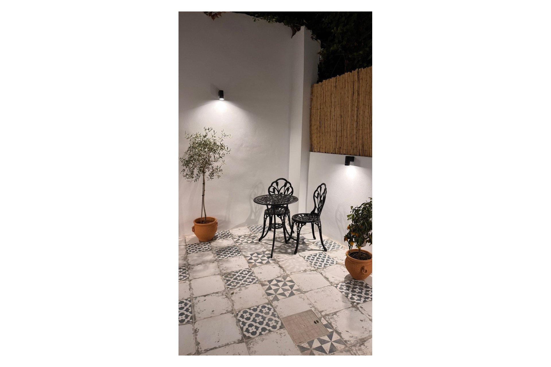 Segunda mano - Casa de pueblo  -
Altea