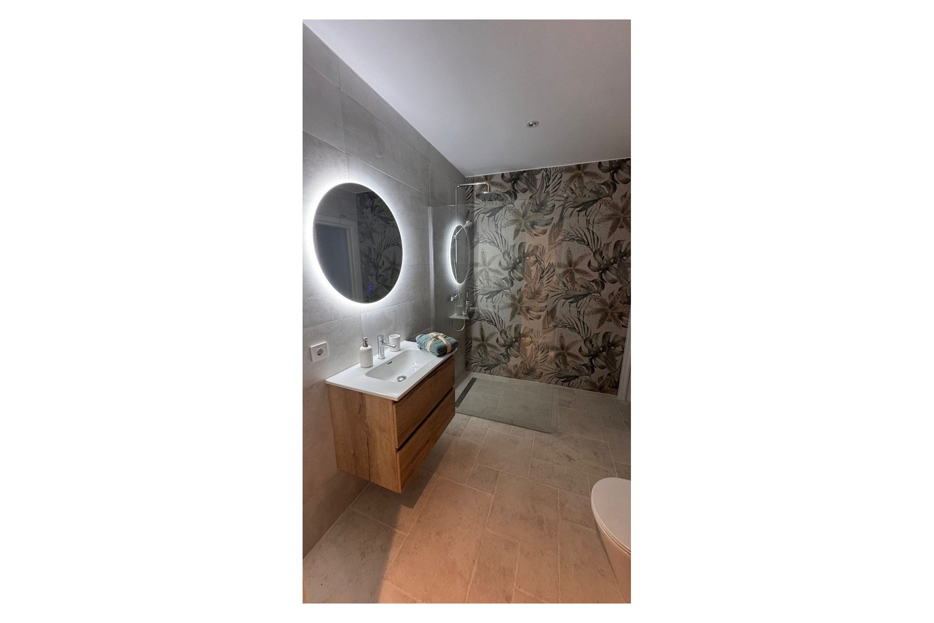 Segunda mano - Casa de pueblo  -
Altea