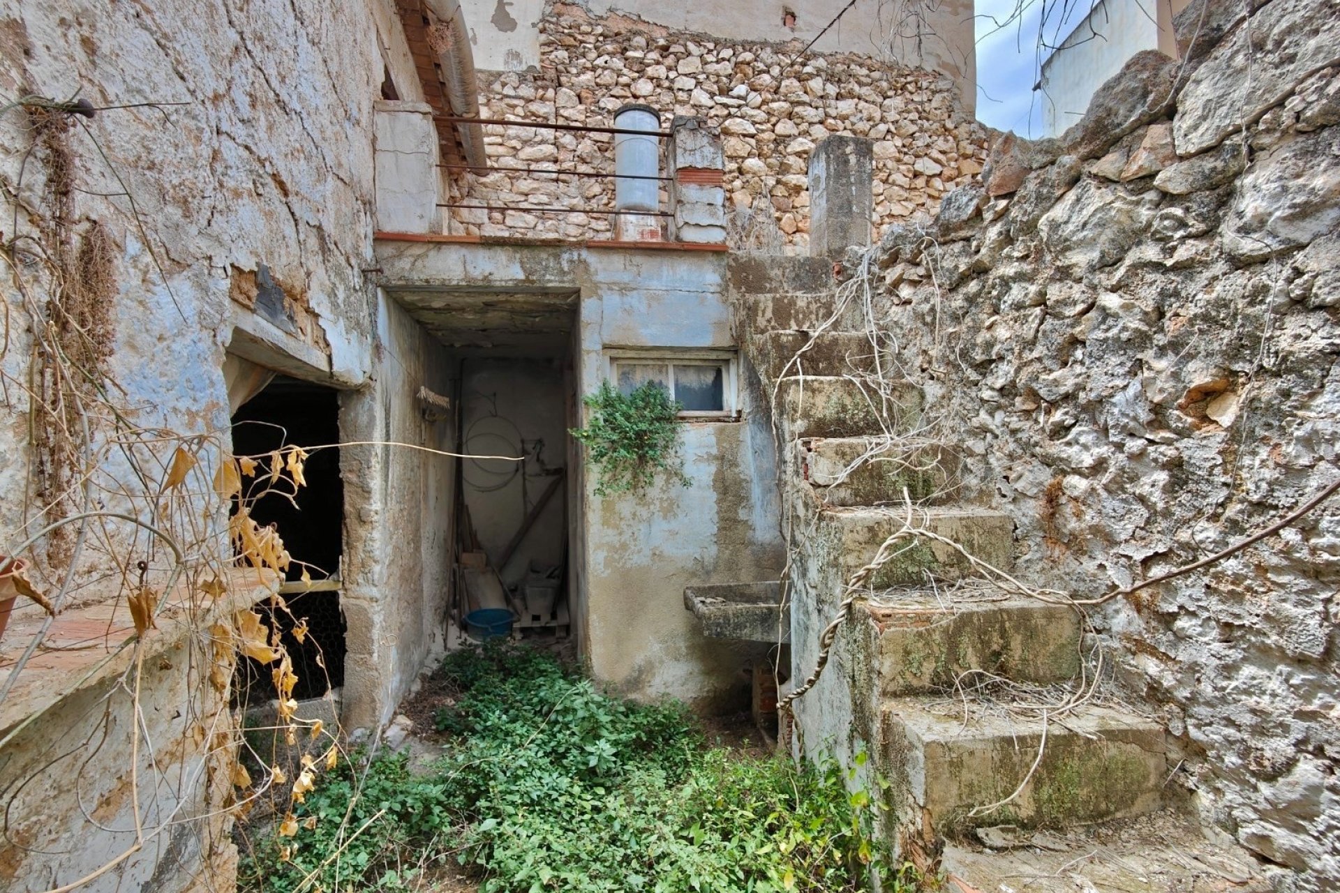 Segunda mano - Casa de pueblo  -
Gata de Gorgos