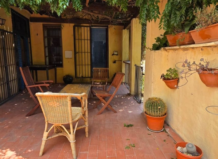 Segunda mano - Casa de pueblo  -
Polop