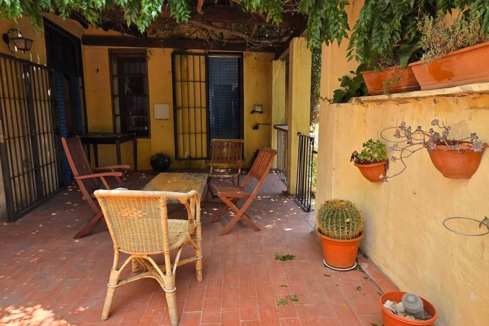 Segunda mano - Casa de pueblo  -
Polop