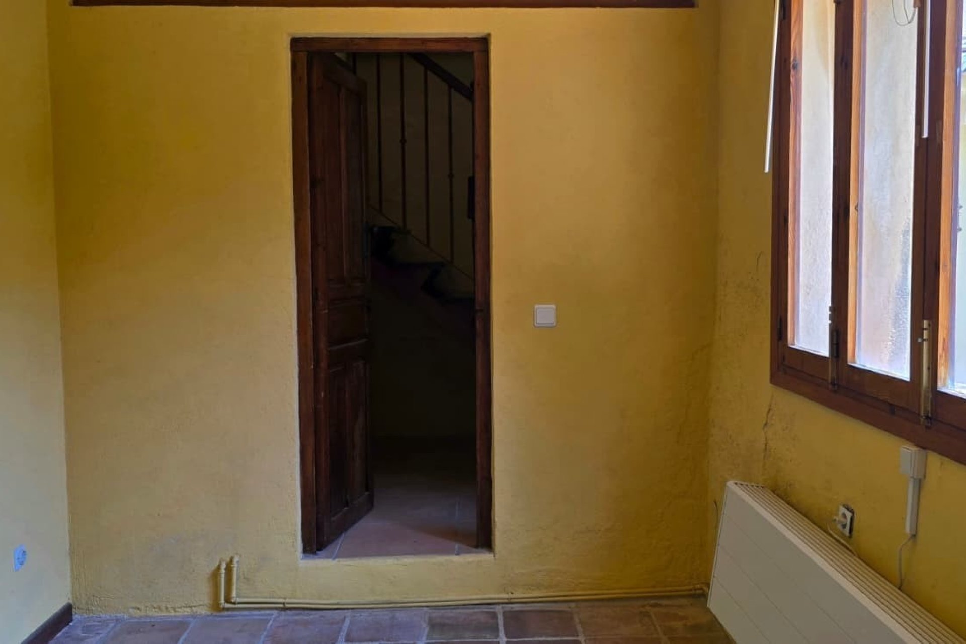 Segunda mano - Casa de pueblo  -
Polop