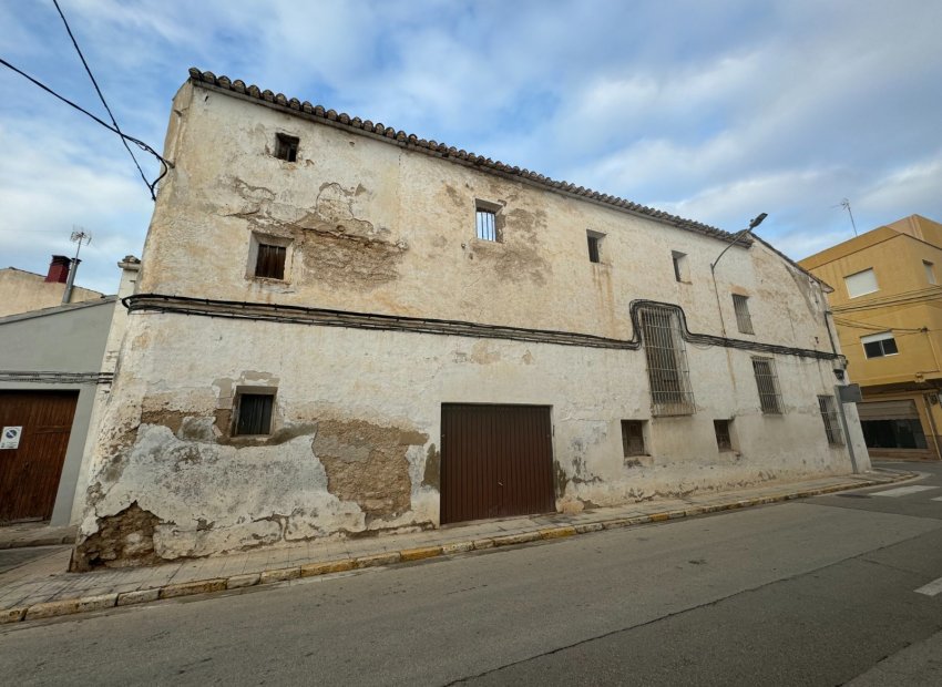 Segunda mano - Casa de pueblo  -
Vergel