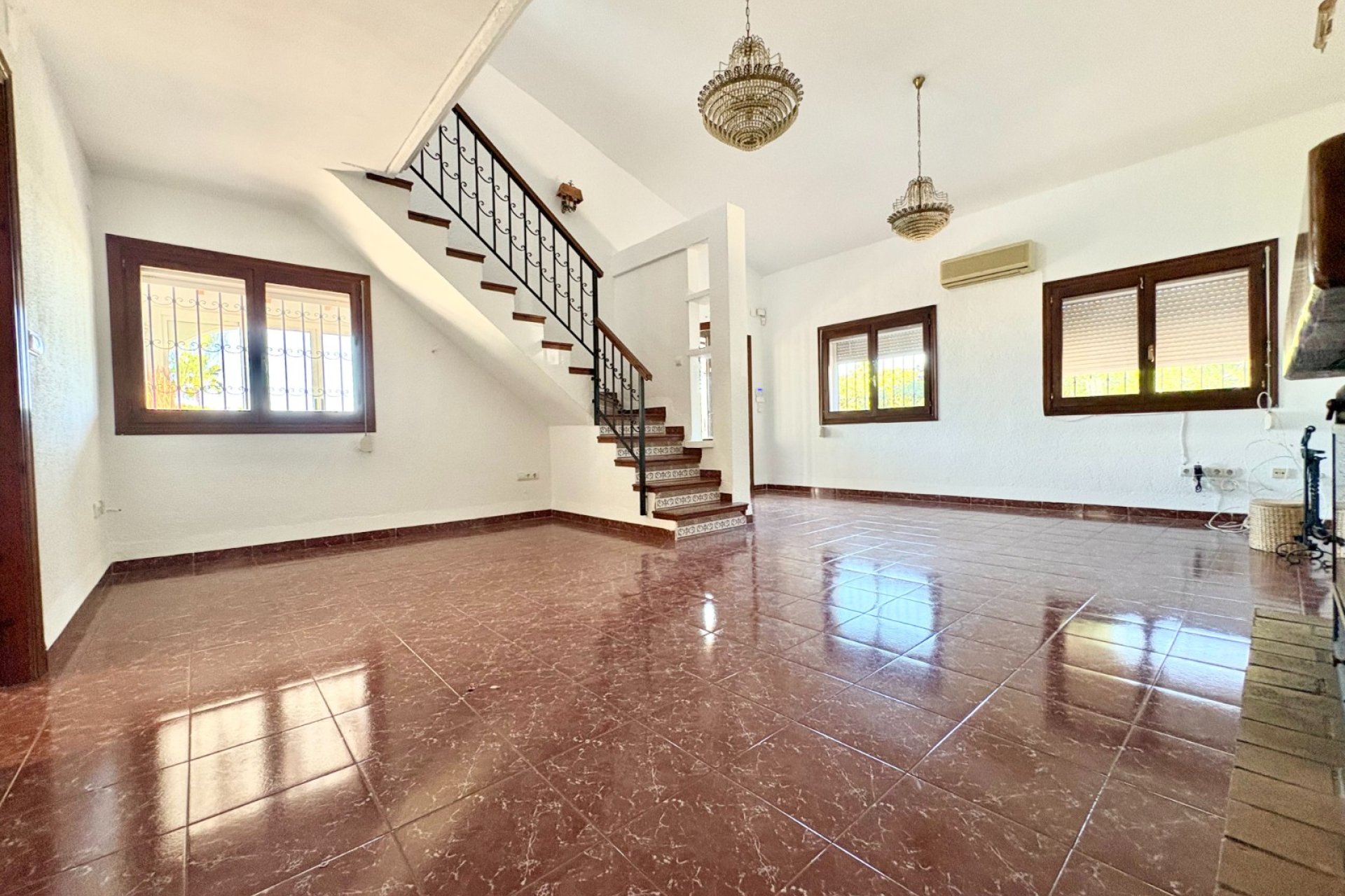 Segunda mano - Chalet -
Denia - Montgó