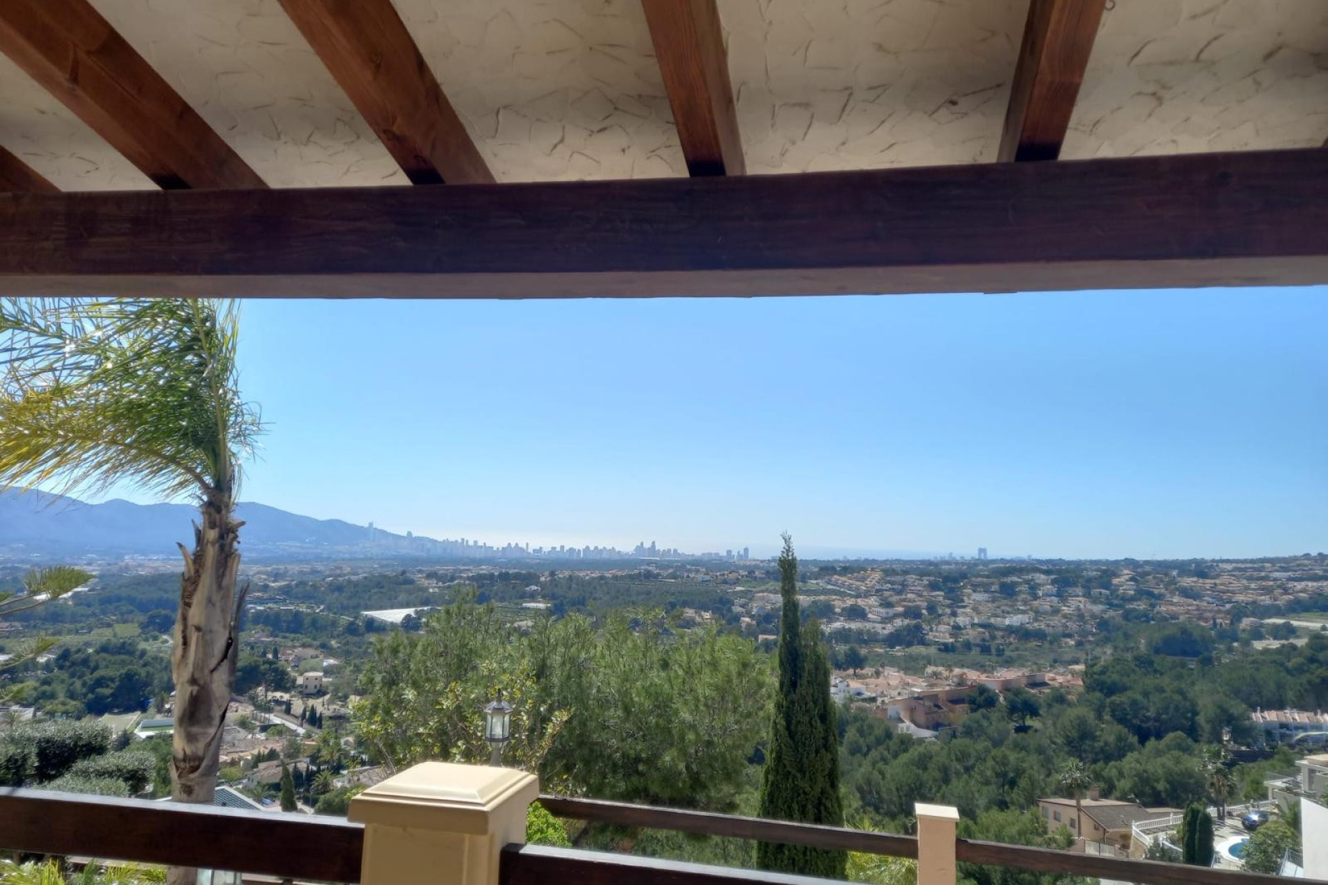 Segunda mano - Chalet independiente -
Alfas del Pí