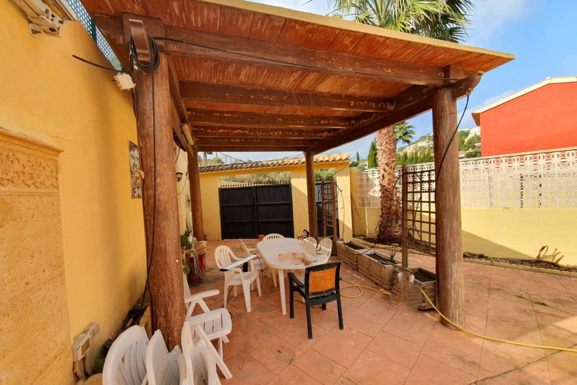 Segunda mano - Chalet independiente -
Alfas del Pí