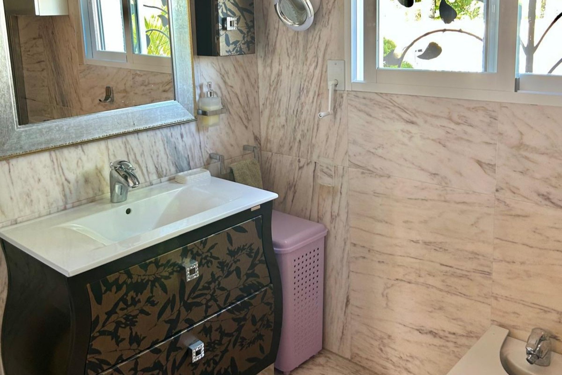 Segunda mano - Chalet independiente -
Benidorm - Levante