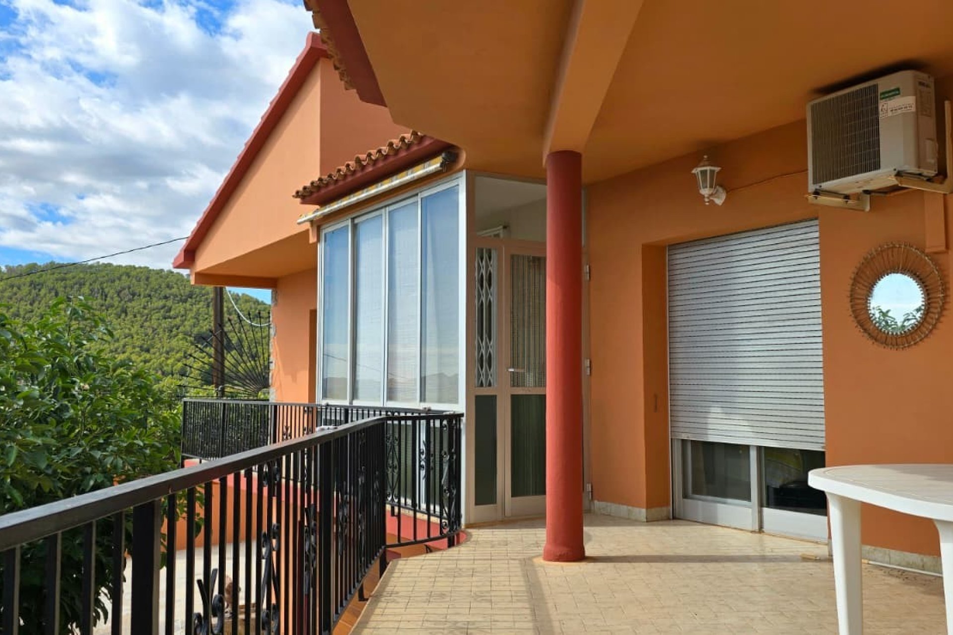 Segunda mano - Chalet independiente -
Callosa De Ensarrià