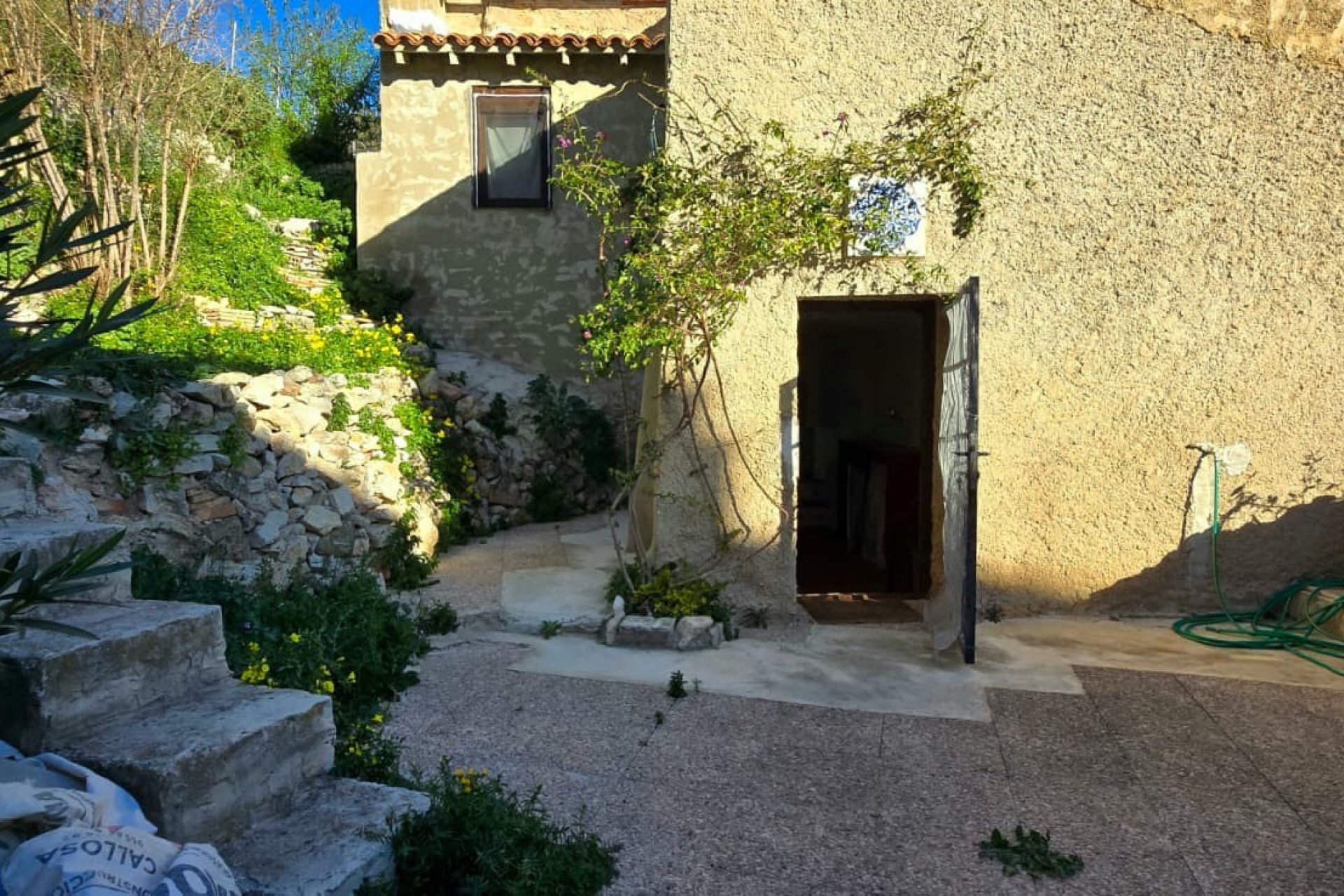 Segunda mano - Chalet independiente -
Callosa De Ensarrià