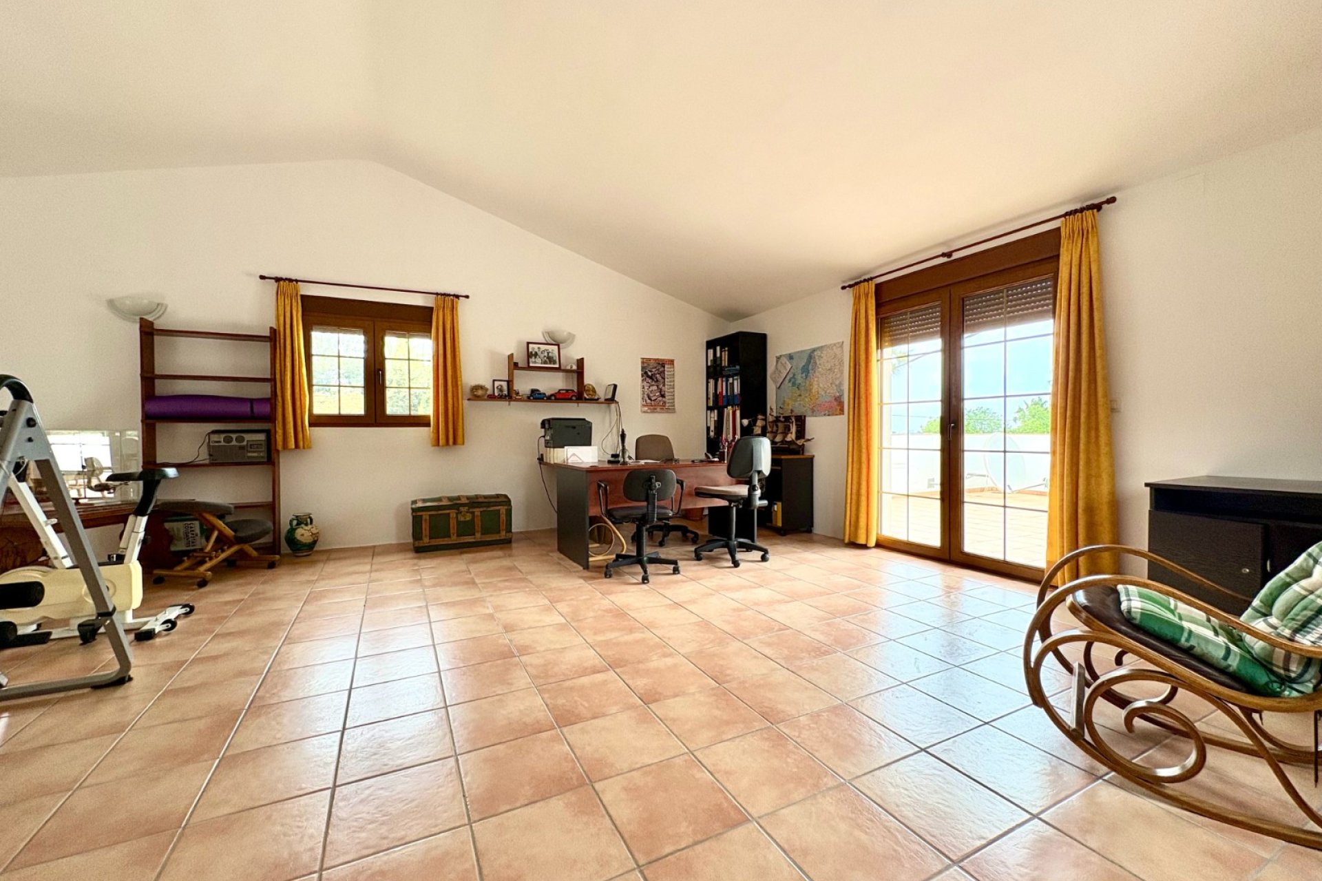 Segunda mano - Chalet independiente -
Pedreguer