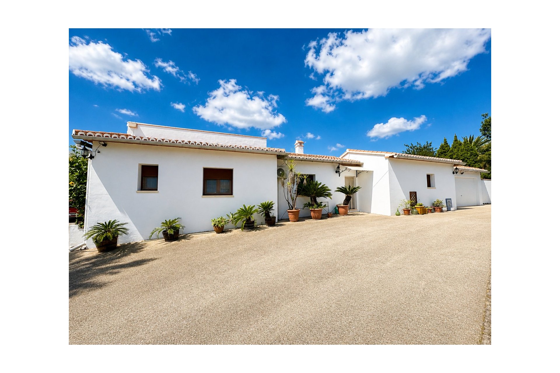Segunda mano - Chalet independiente -
Pedreguer