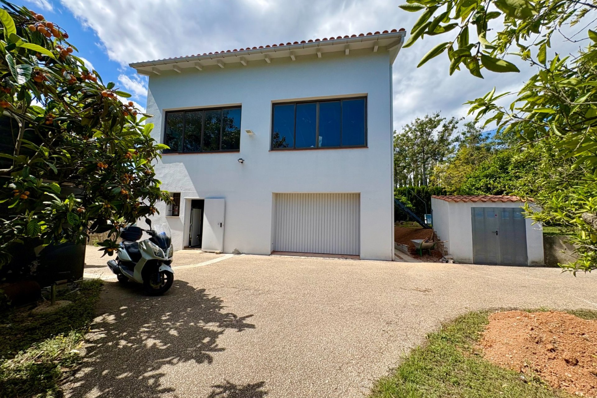 Segunda mano - Chalet independiente -
Pedreguer