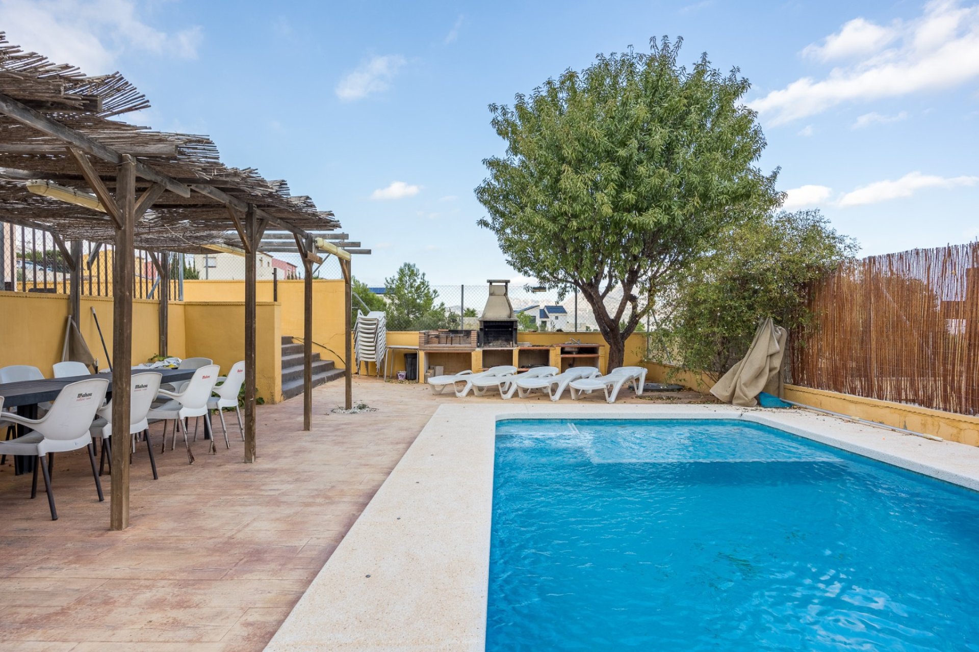 Segunda mano - Chalet independiente -
Polop