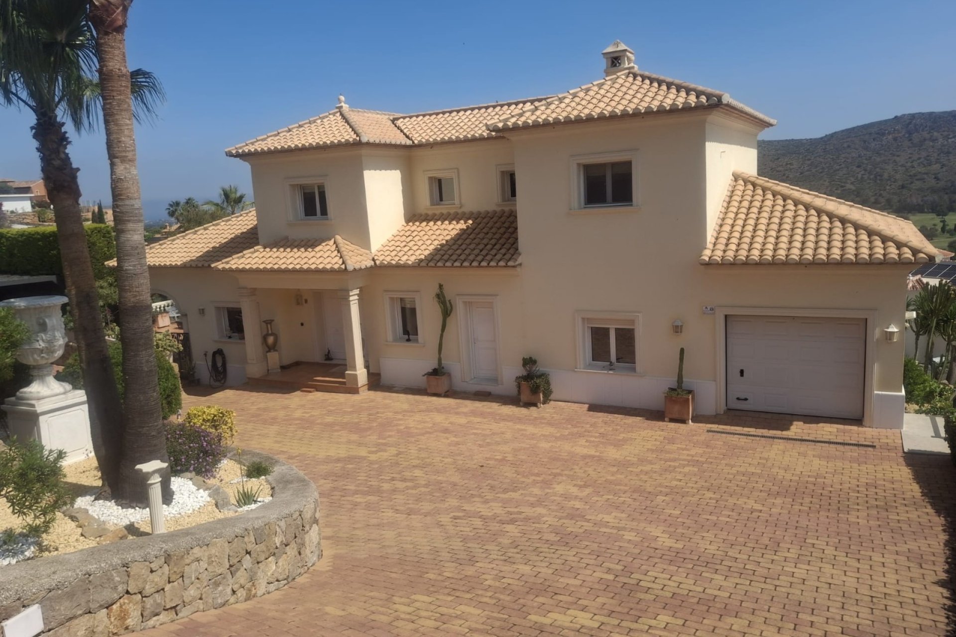 Segunda mano - Chalet -
Pedreguer