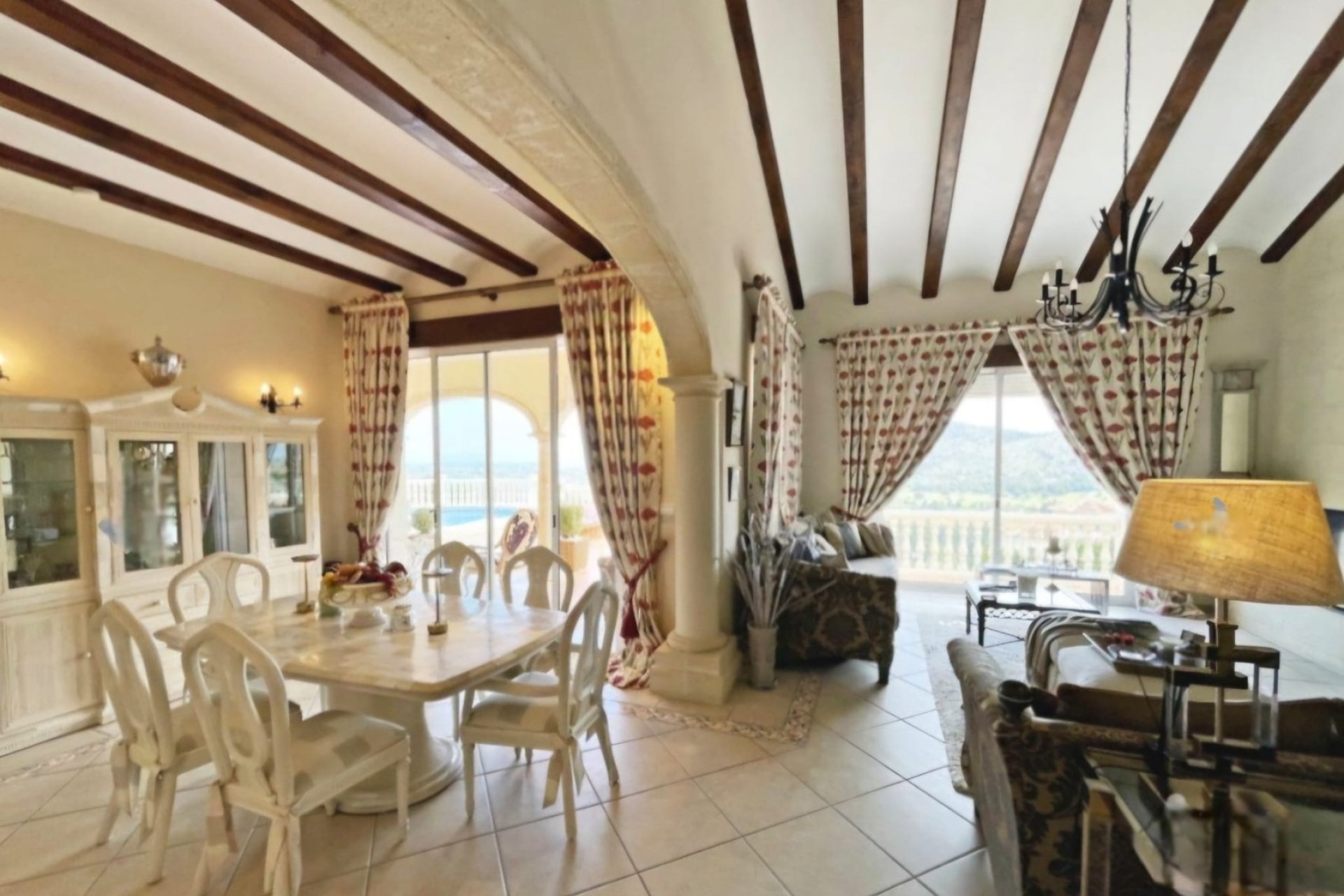 Segunda mano - Chalet -
Pedreguer