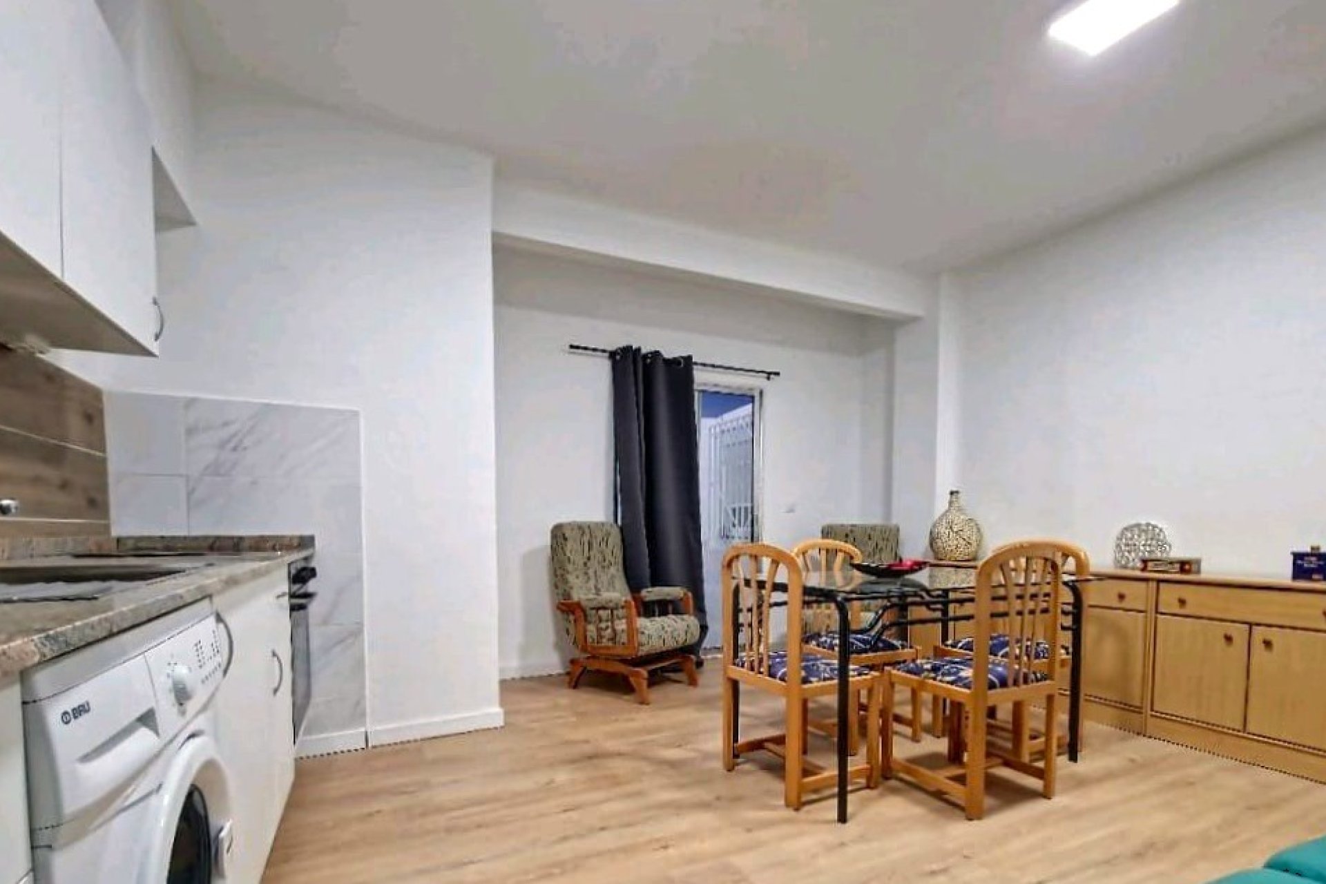 Segunda mano - Local  -
Petrer