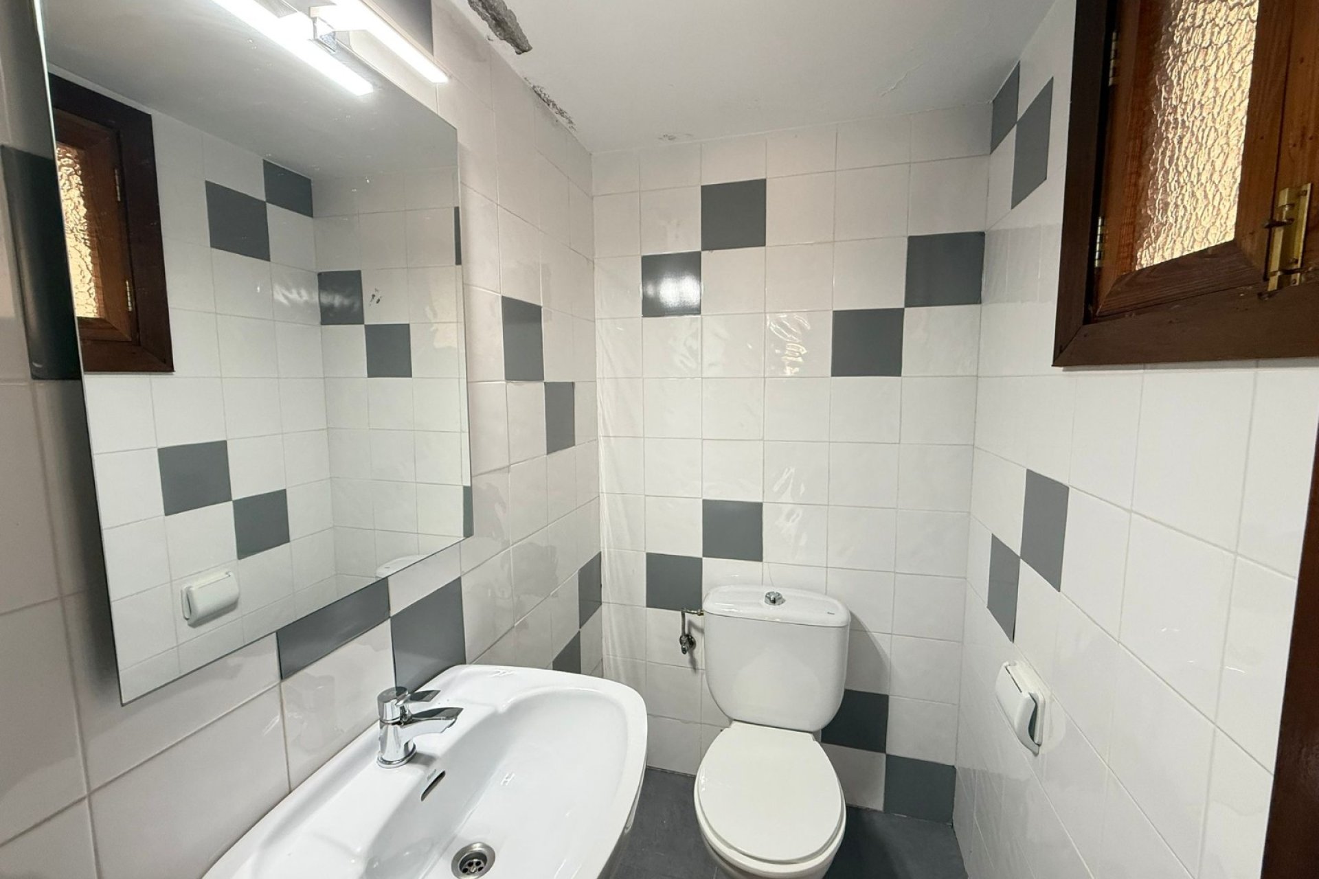 Segunda mano - Local  -
Tavernes de la Valldigna  - Pueblo 