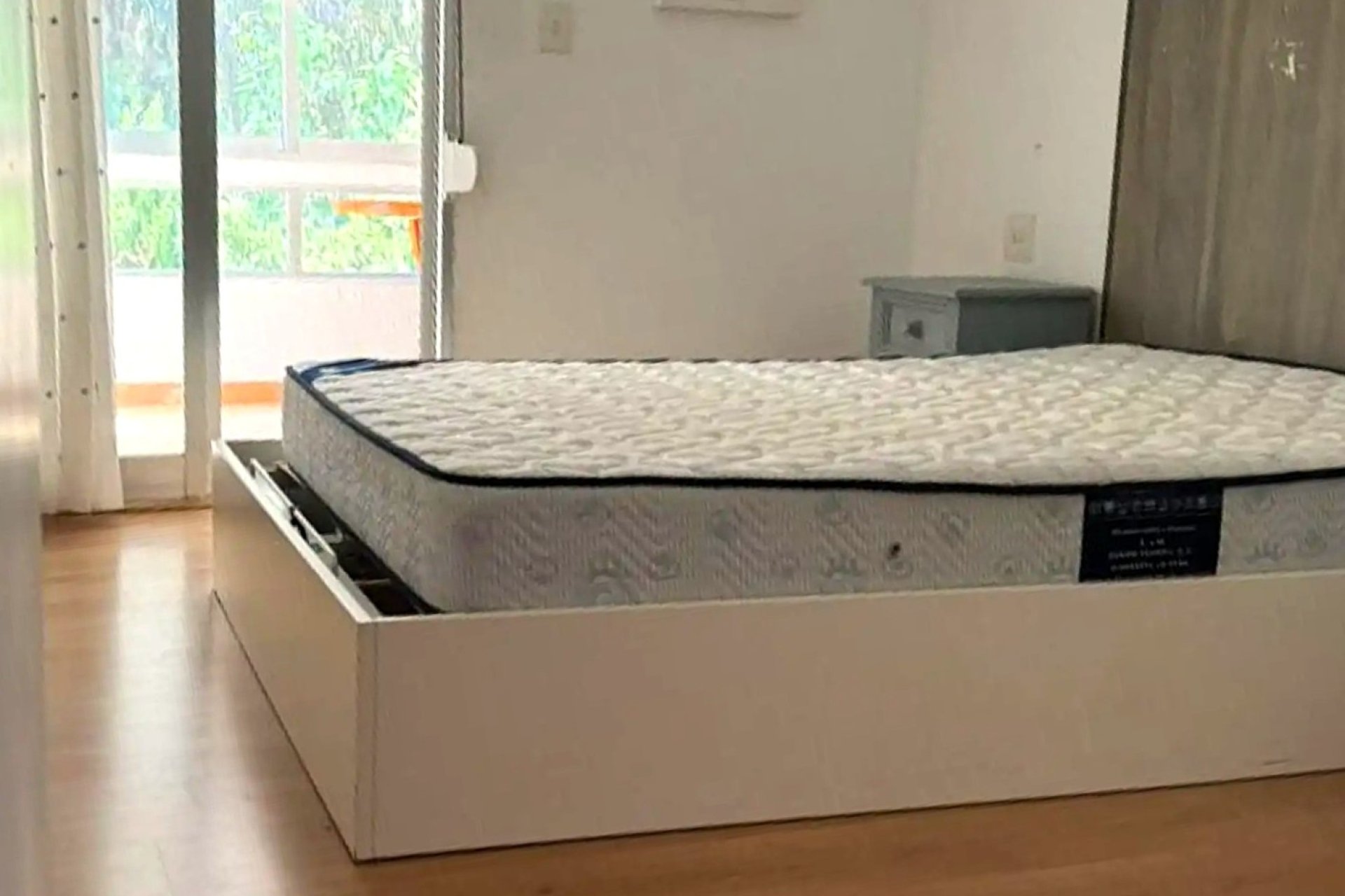 Segunda mano - Pareado  -
Albir - centro