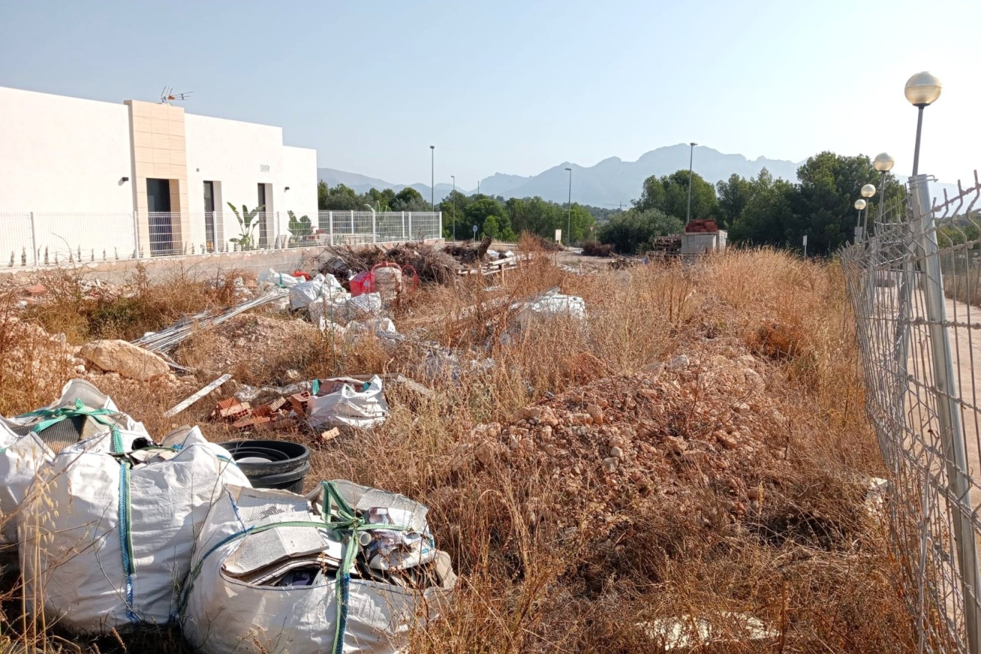 Segunda mano - Solar urbano  -
Polop