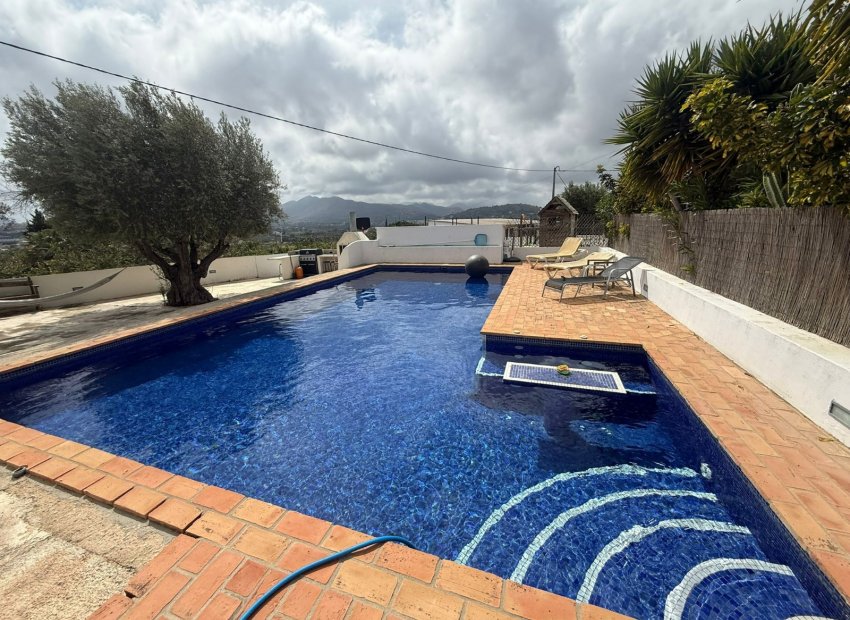 Segunda mano - Villa -
Benissa