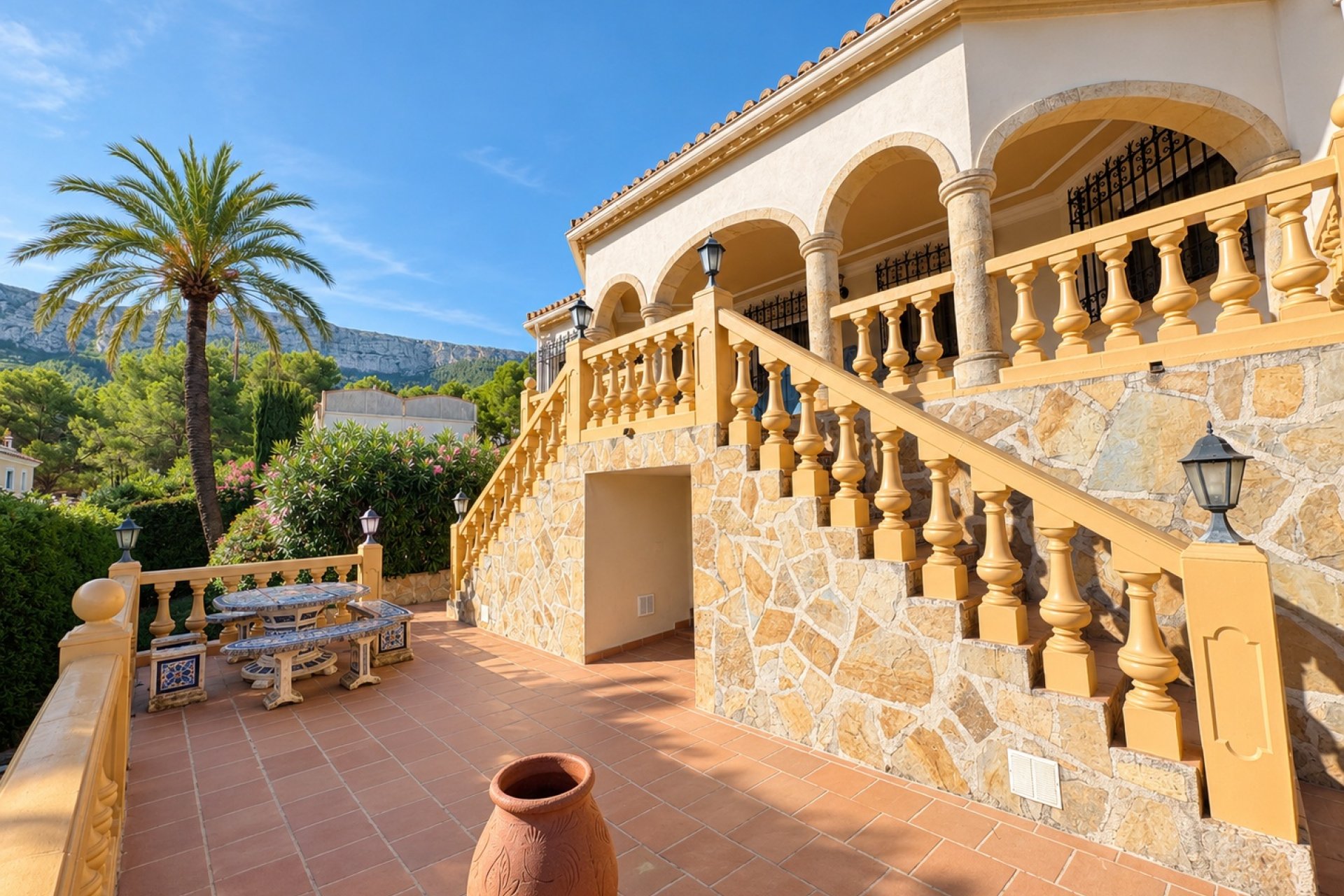 Segunda mano - Villa -
Denia - Montgó
