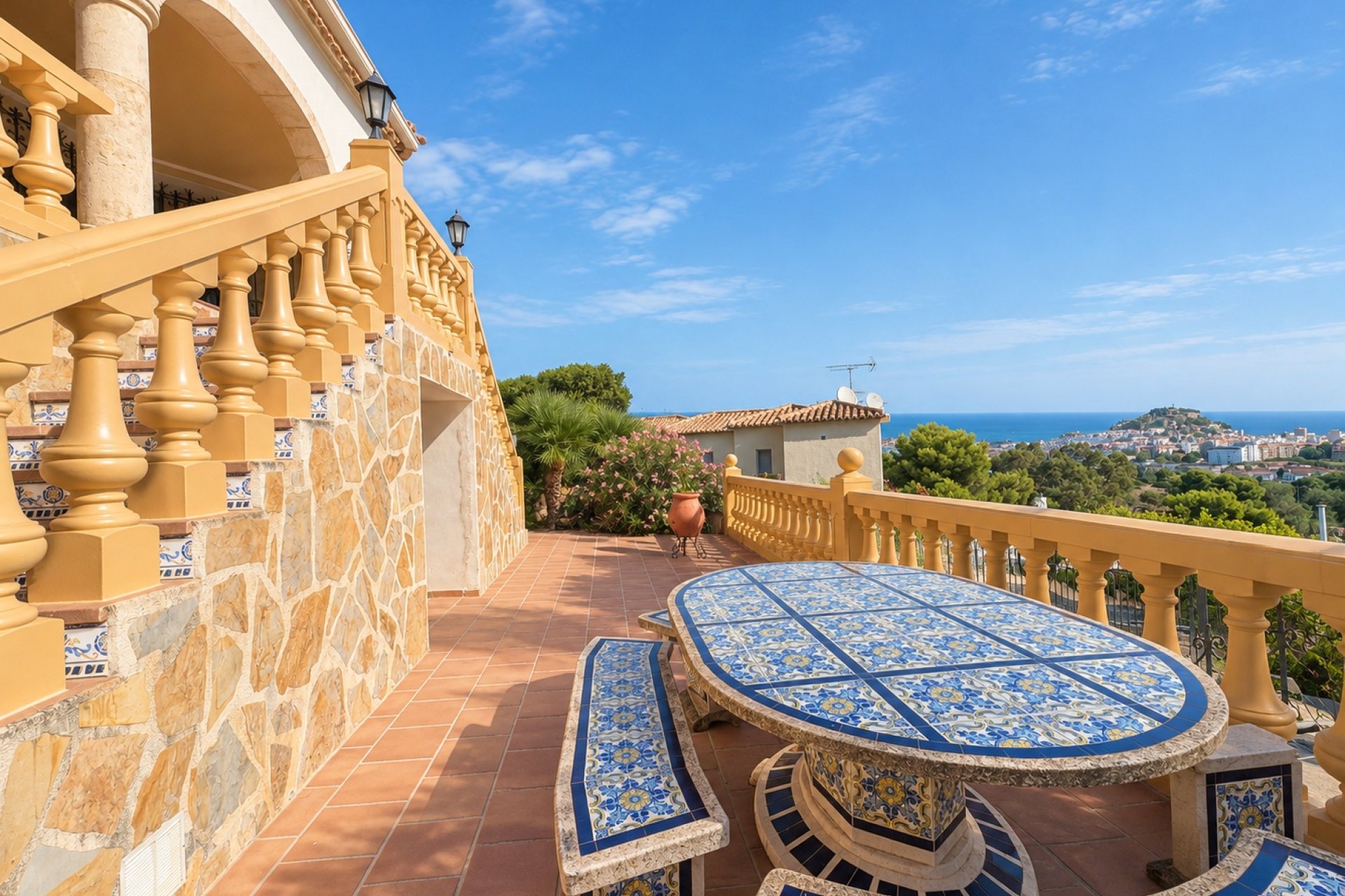 Segunda mano - Villa -
Denia - Montgó