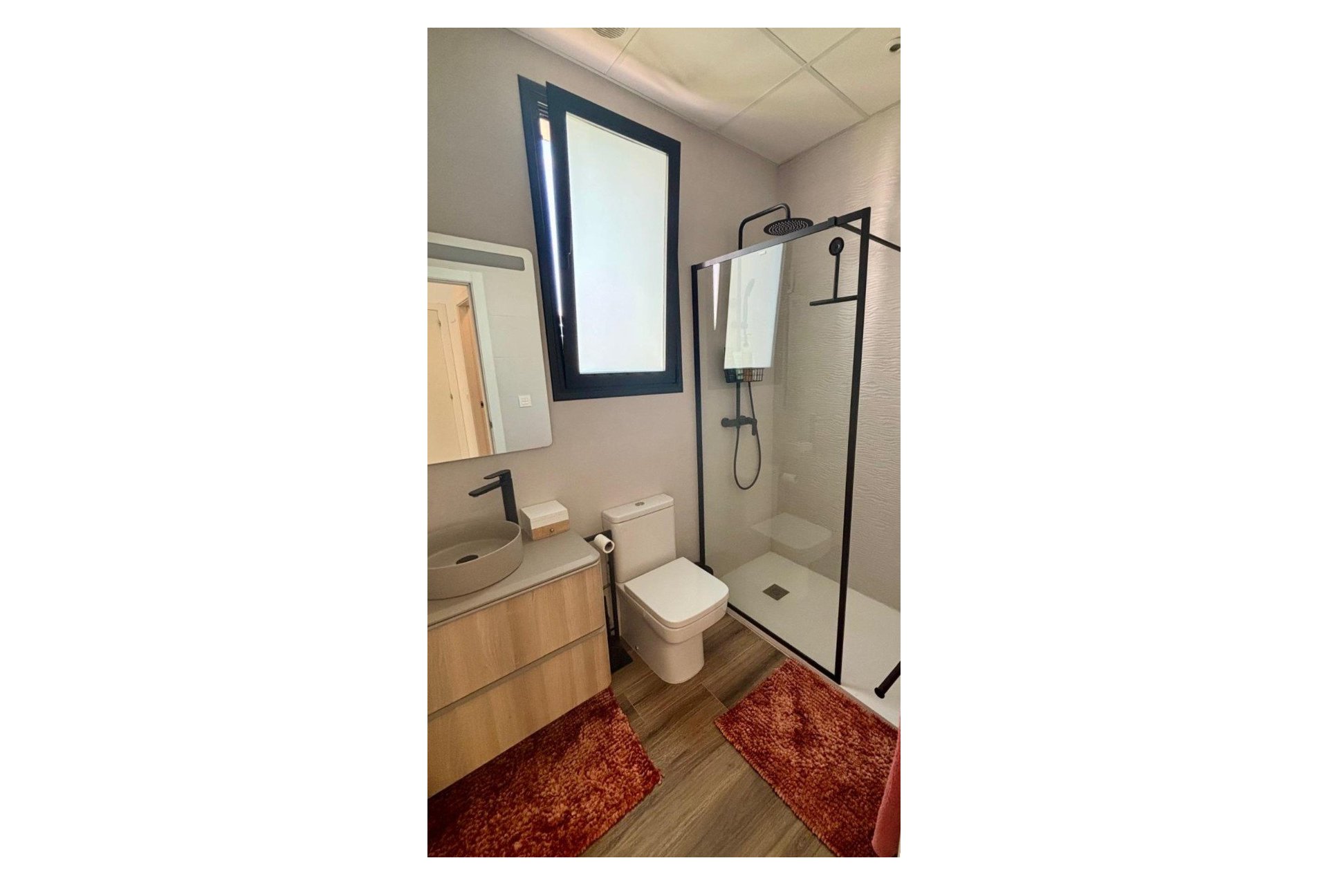 Segunda mano - Villa -
Polop