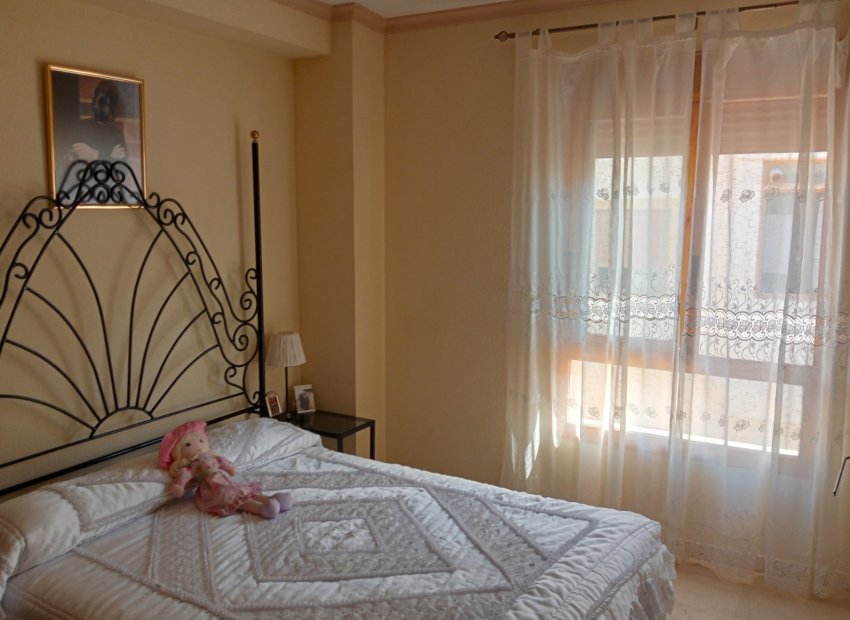 Taras - Urokliwy dom w zabudowie szeregowej w sercu La Nucía (Costa Blanca)