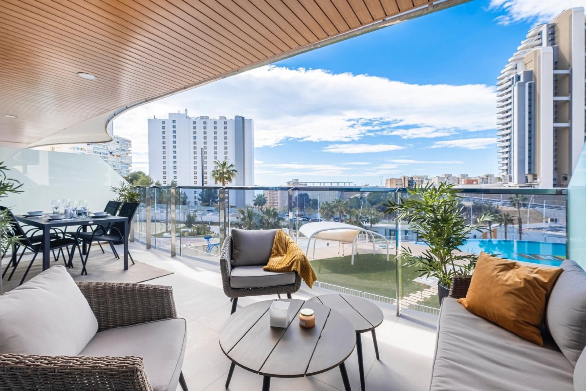 Terrace - Luxurious apartment near the beach (Benidorm – Costa Blanca)