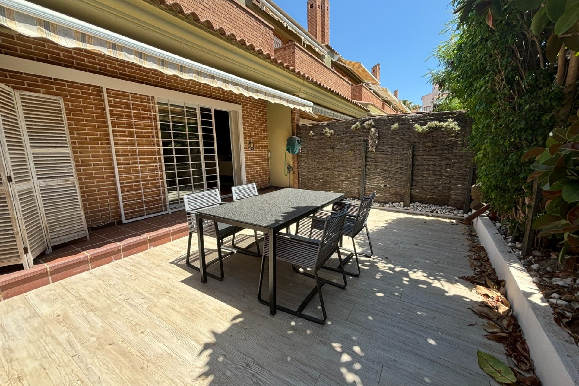 Terraza - Chalet Adosado en El Albir (Alicante - Costa Blanca)