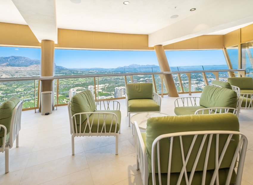 Terraza - Espectacular Apartamento de 4 habitaciones en Benidorm, Alicante (Costa Blanca Norte)