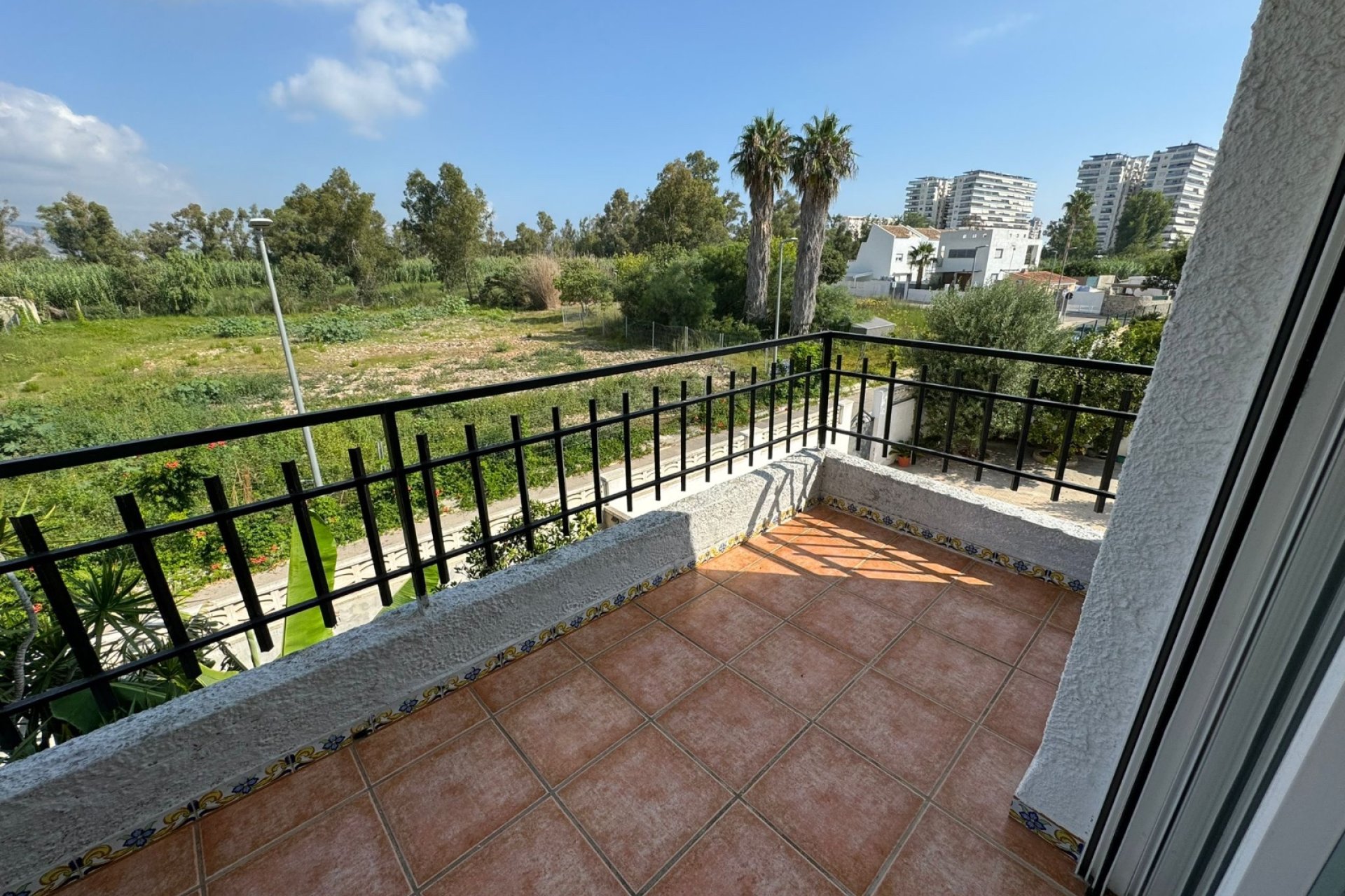 Terraza - Hostal en venta (La safor - Costa Blanca)