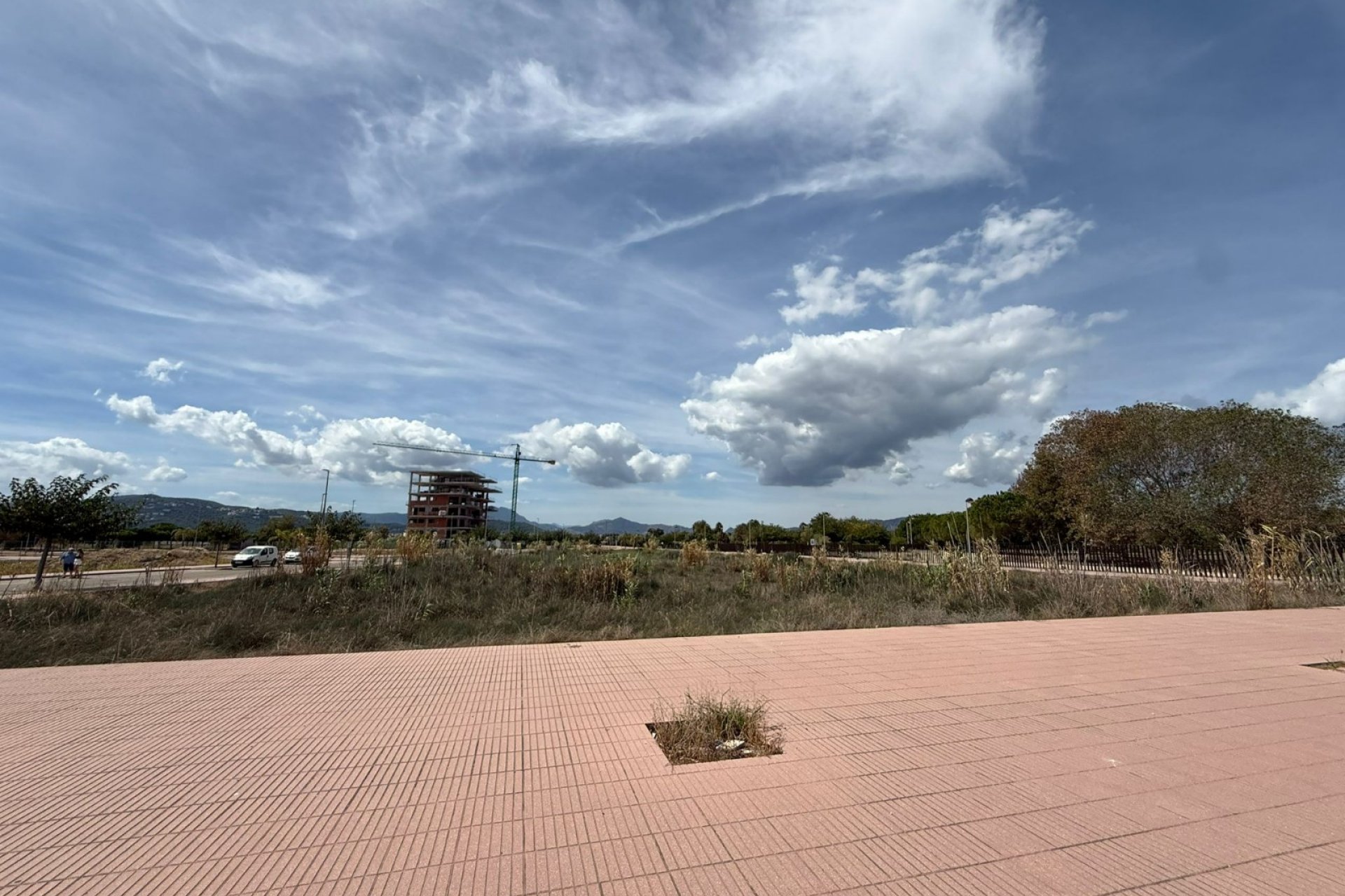 TERRENO - SOLAR URBANO EN VENTA EN PILES CERCA DEL MAR 