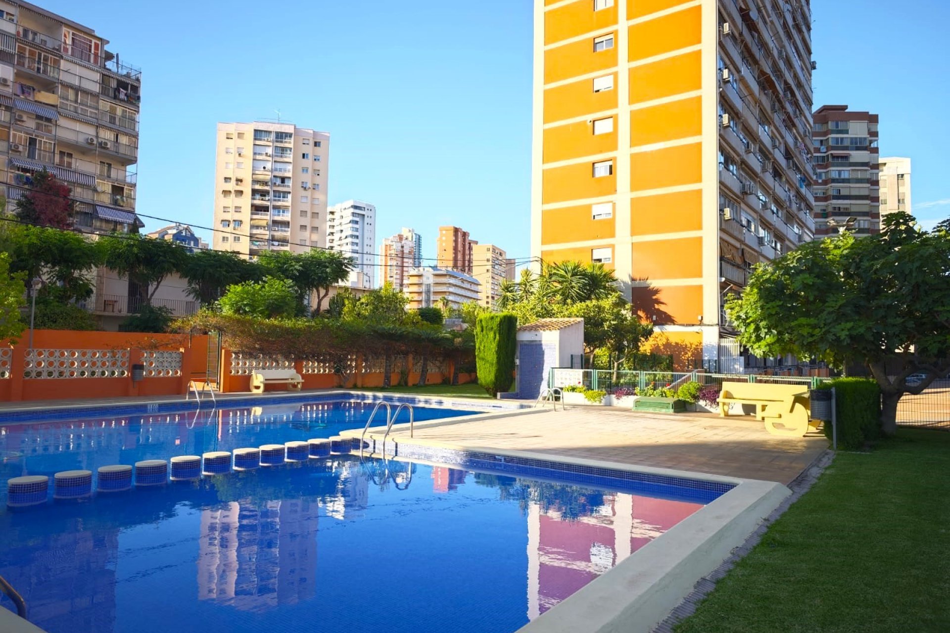 Urbanización - Estudio moderno en Benidorm (Costablanca - Alicante)