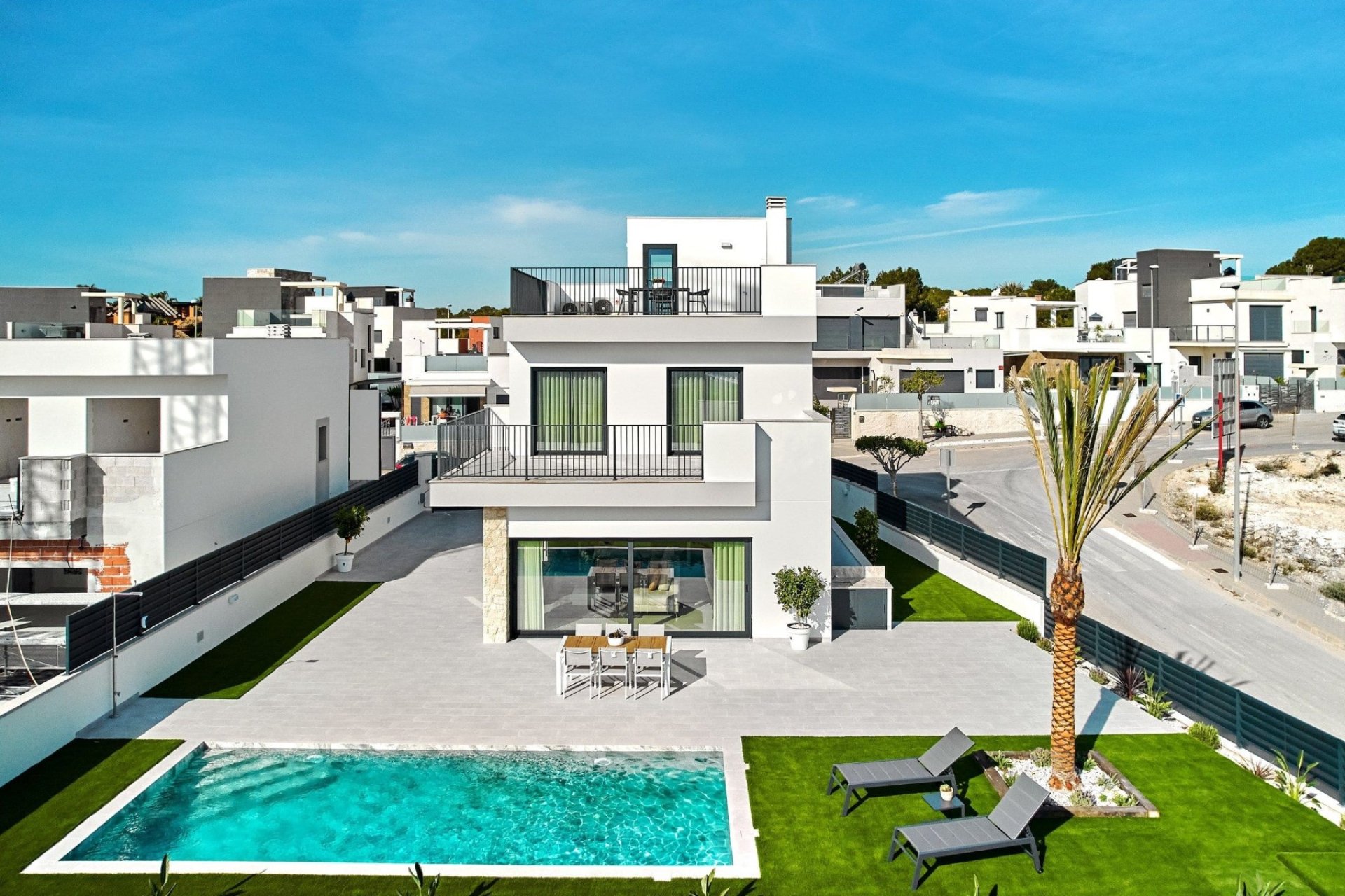 View - Detached villa next to Las Colinas Golf & Country Club (San Miguel de Salinas-Costa Blanca)