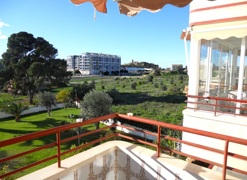 Views - Bright Apartment with Swimming Pool in Villajoyosa – Costa Blanca