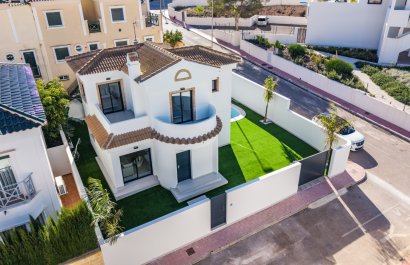 Villa - Nieuwbouw - Orihuela Costa -
                Campoamor