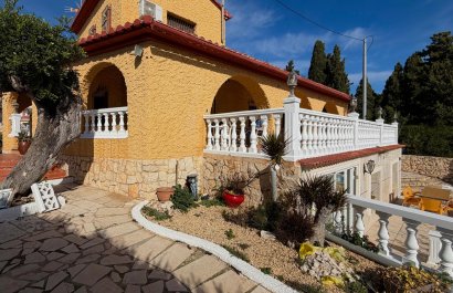 Villa - Resale - Calpe -
                Zona Playa del Bol - Puerto