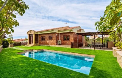 Villa - Resale - La Nucía -
                La Nucía