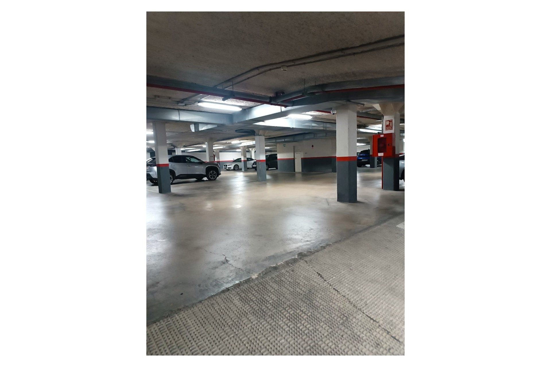 Wiederverkauf - Garage -
Villajoyosa - 