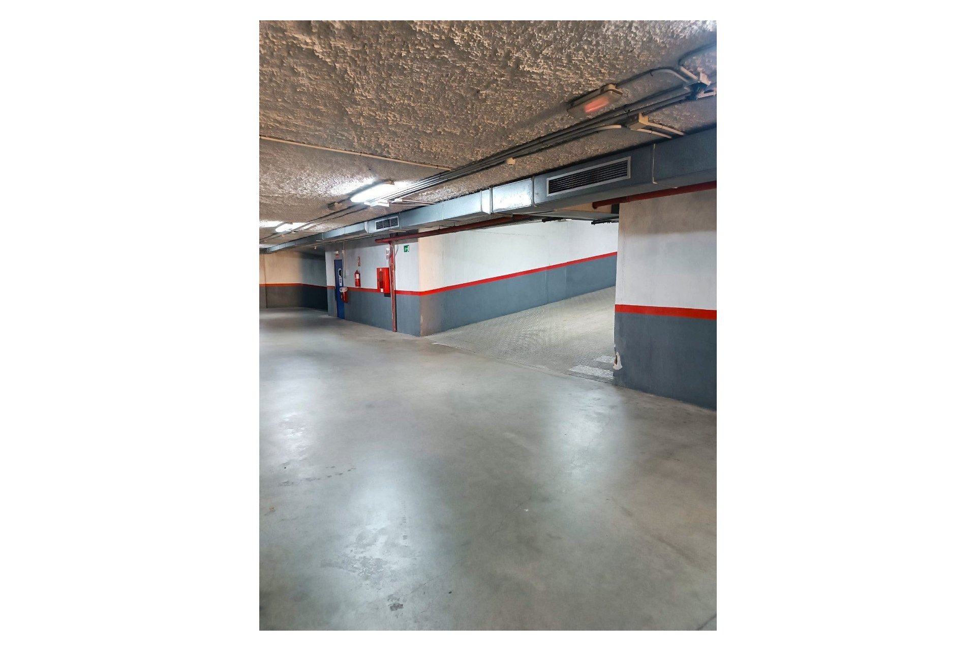 Wiederverkauf - Garage -
Villajoyosa - 