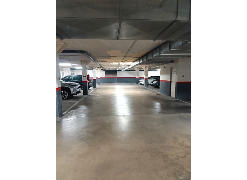 Wiederverkauf - Garage -
Villajoyosa - 