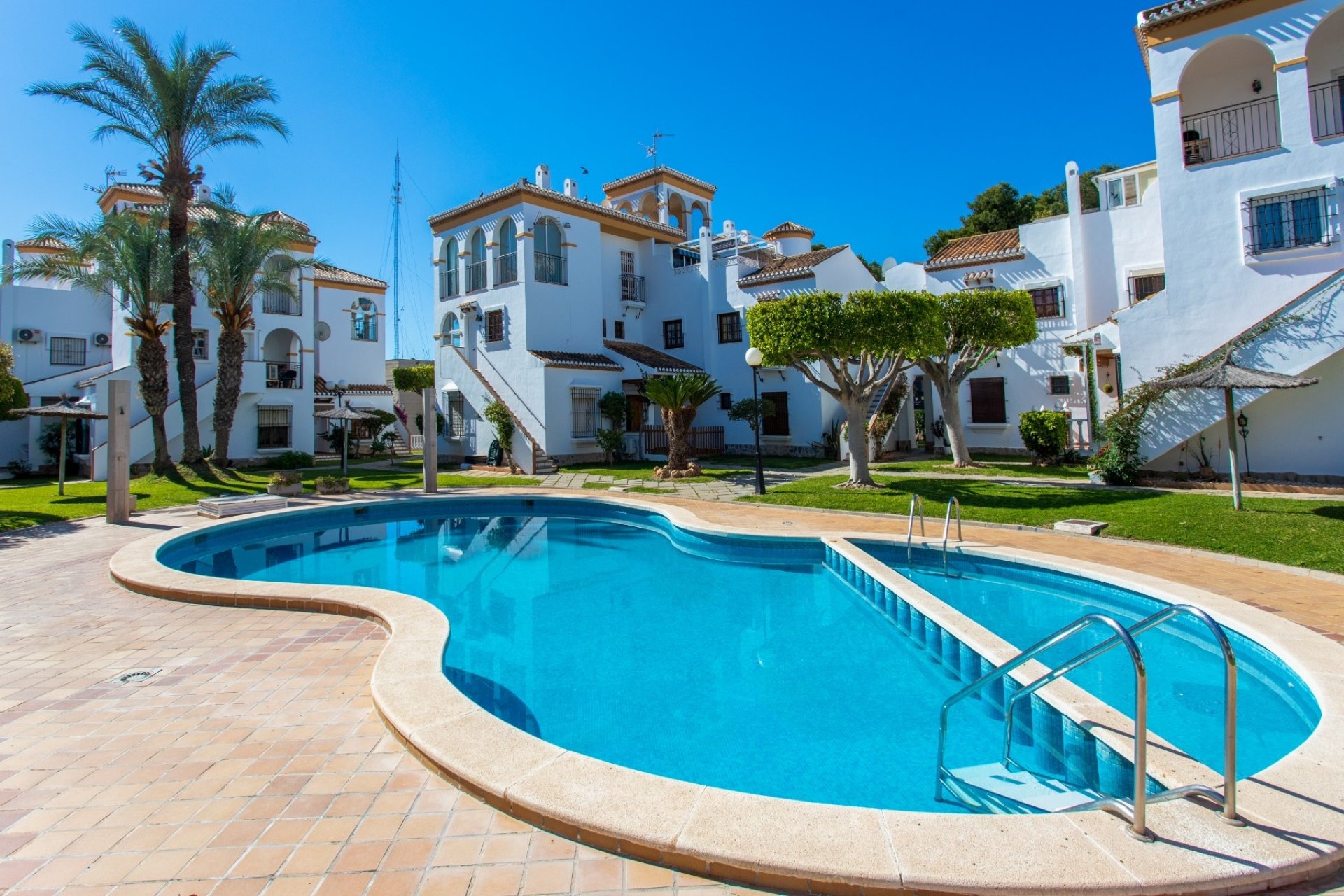 Wiederverkauf - Stadthaus -
Orihuela Costa - Playa Flamenca