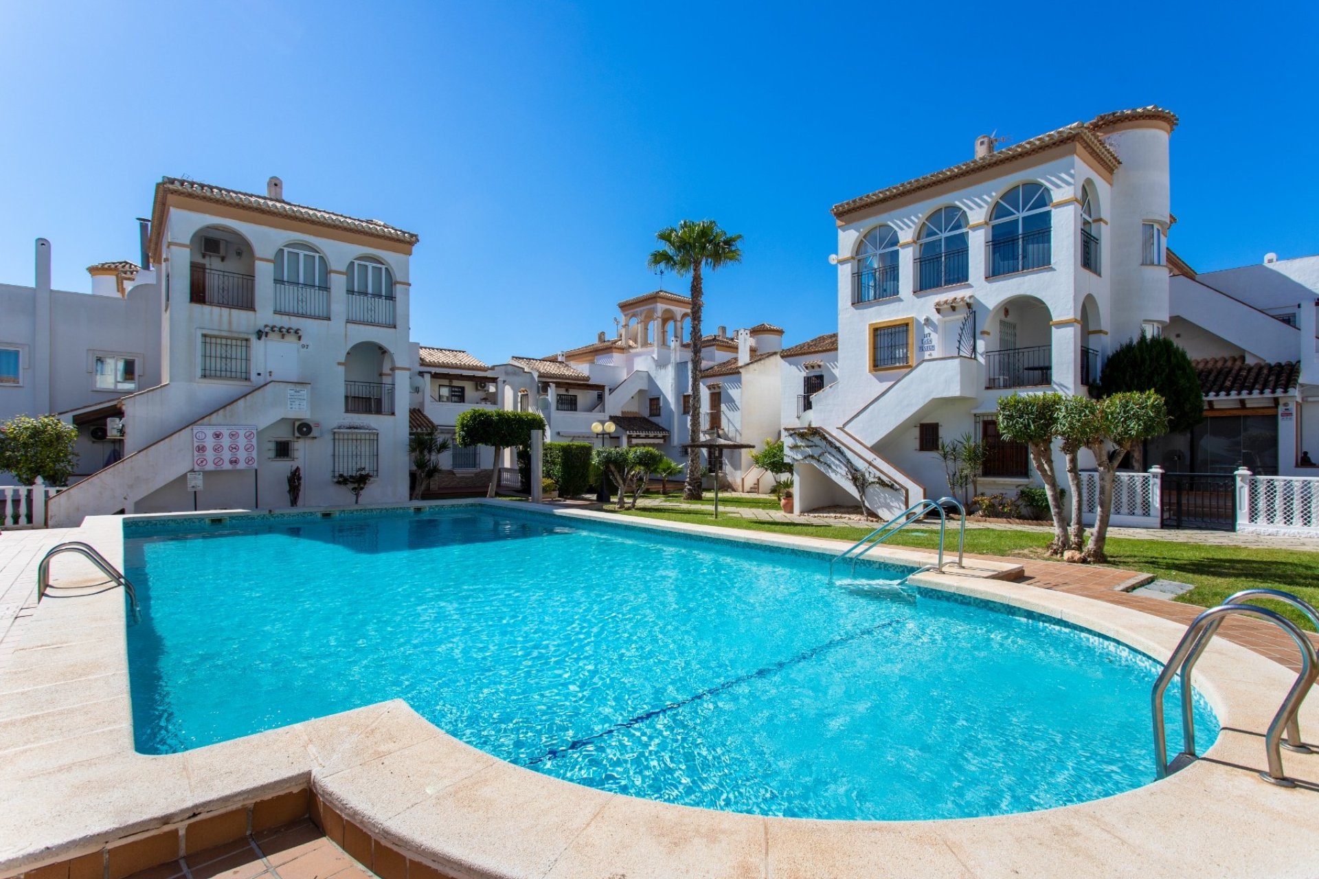 Wiederverkauf - Stadthaus -
Orihuela Costa - Playa Flamenca