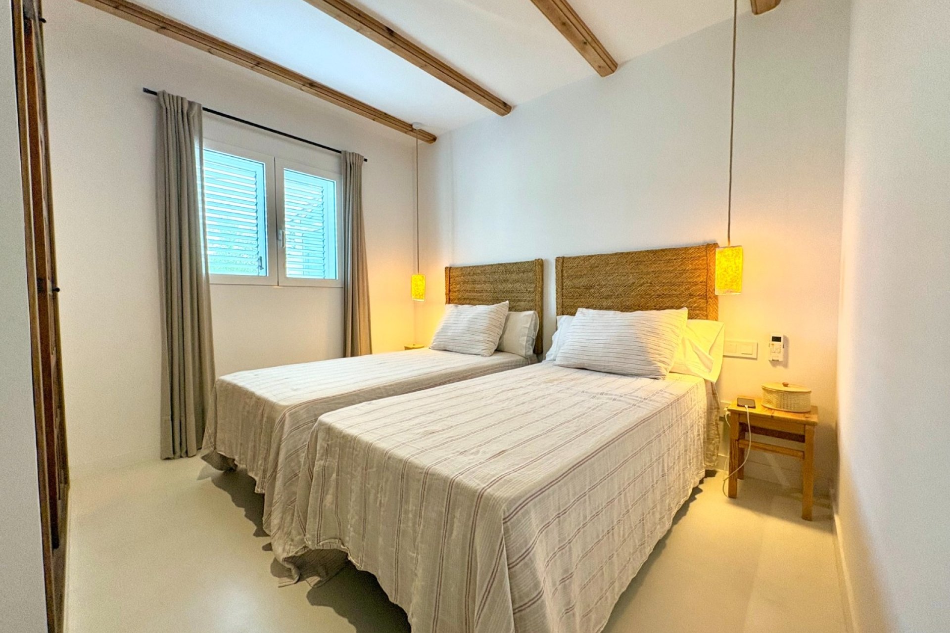 Wiederverkauf - Villa -
Denia - Les Marines - Las Marinas