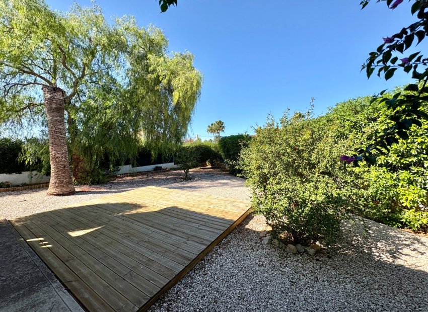 Wiederverkauf - Villa -
Denia - Montgó