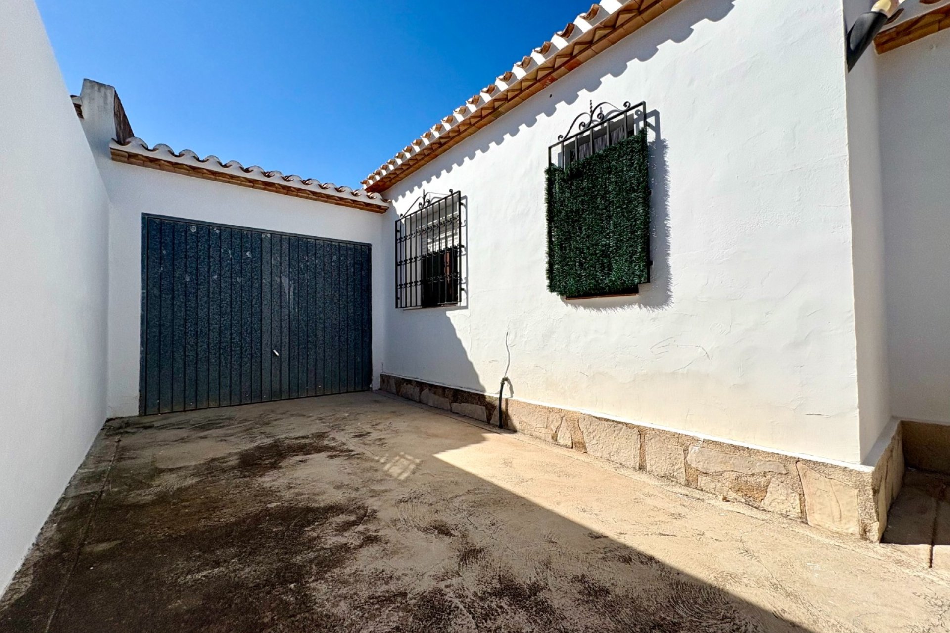 Wiederverkauf - Villa -
Denia - Montgó