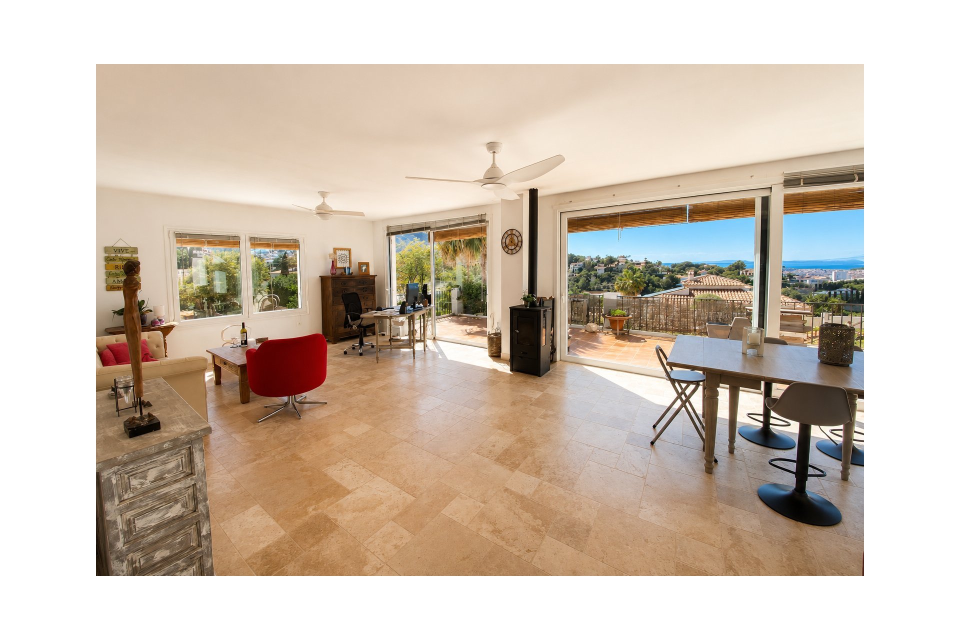 Wiederverkauf - Villa -
Denia - Montgó