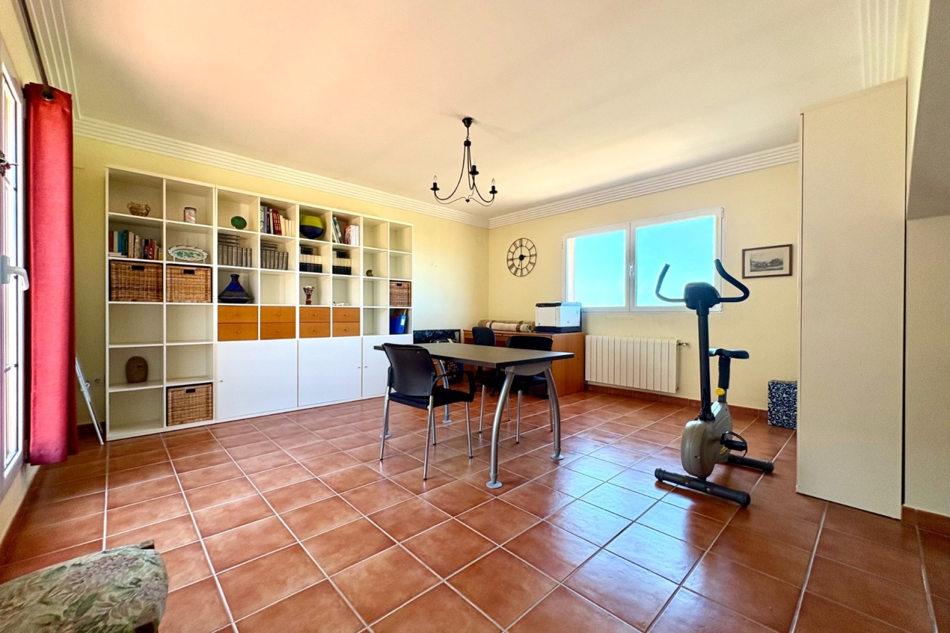 Wiederverkauf - Villa -
Denia - Montgó