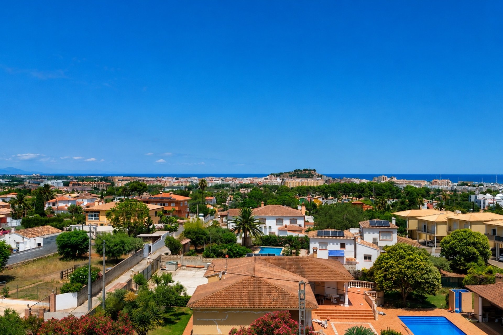 Wiederverkauf - Villa -
Denia - Montgó